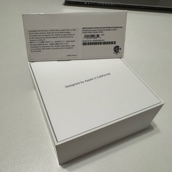 AirPods Pro - Normal Use - Picture 11 of 11